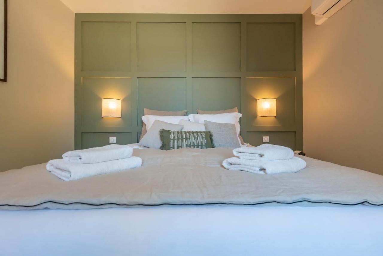 Le Cosy Chic . Proche Gare . Centre-Ville Macon . Neuf . Climatisation . Design . Wifi . エクステリア 写真